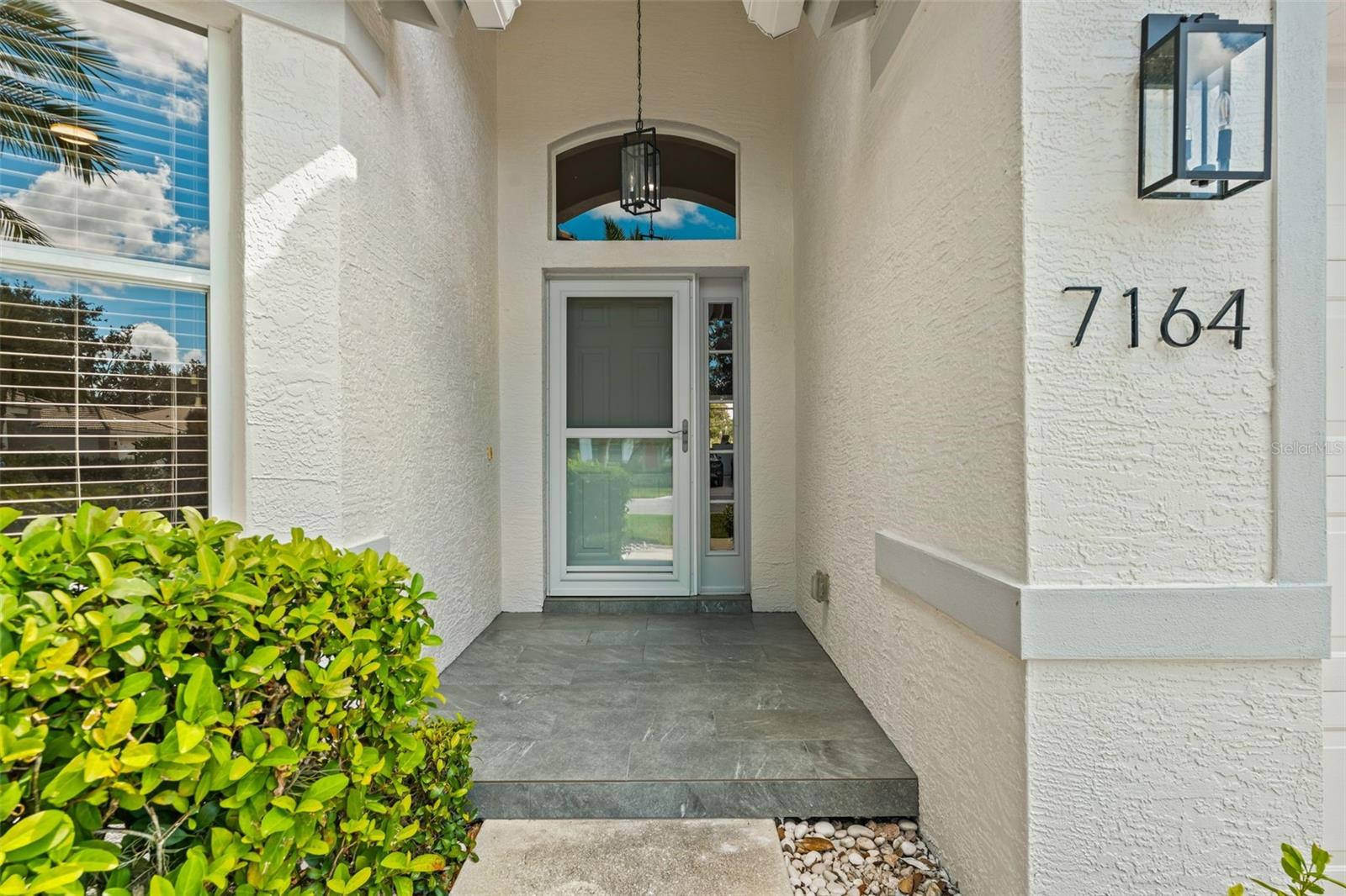7164 DREWRYS BLUFF, Bradenton, FL 34203