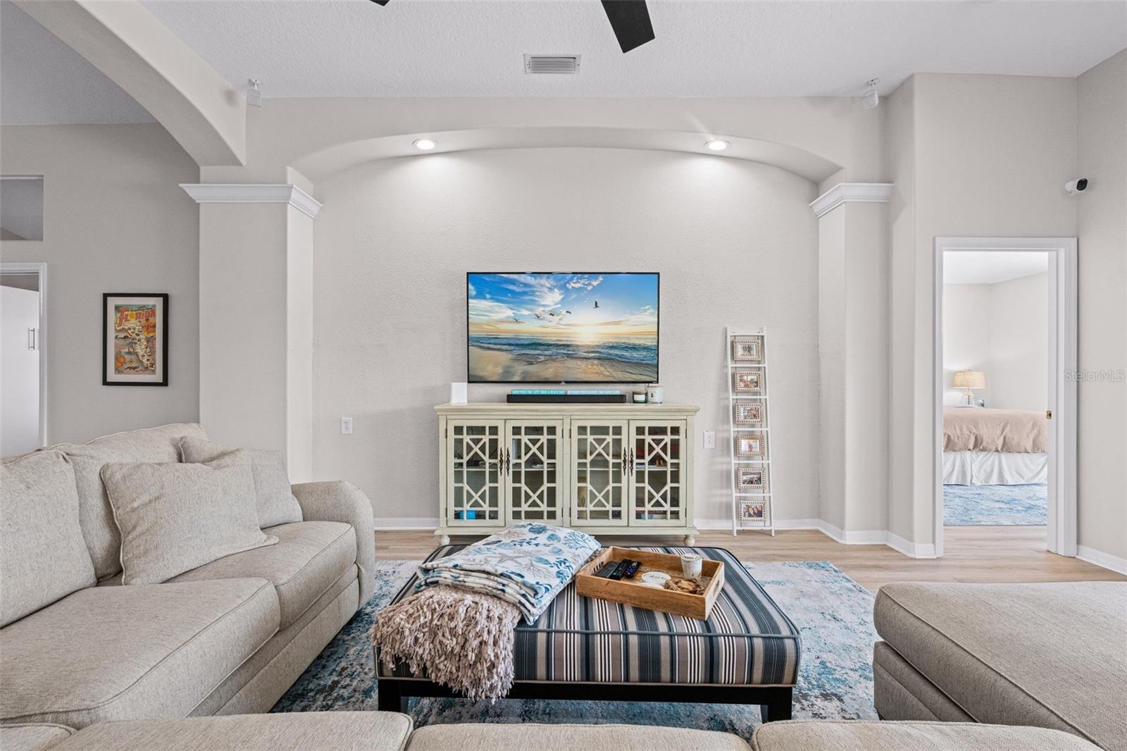 7164 DREWRYS BLUFF, Bradenton, FL 34203