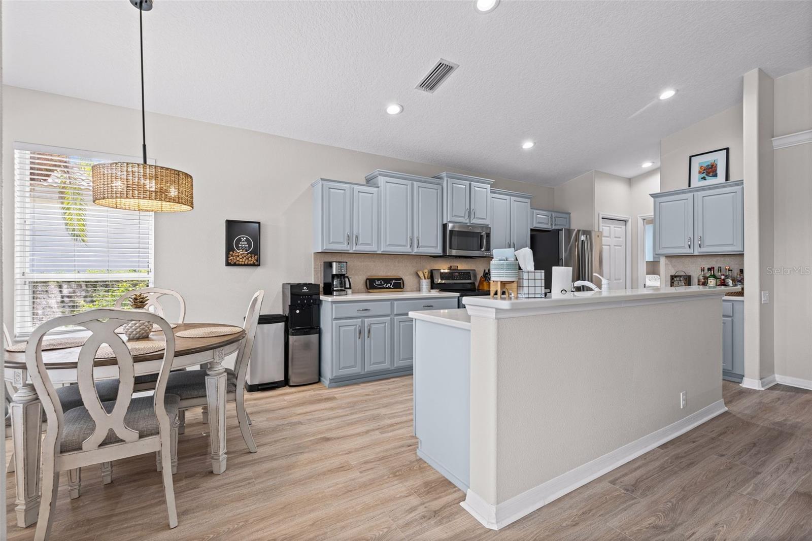 7164 DREWRYS BLUFF, Bradenton, FL 34203