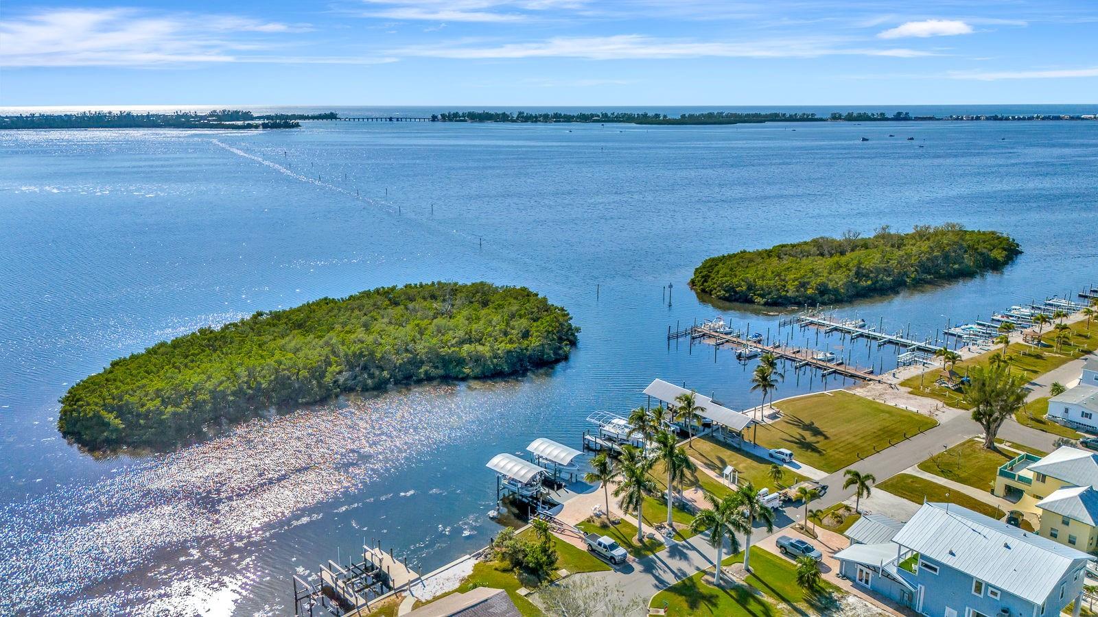 60 4TH STREET, Bradenton, FL 34210