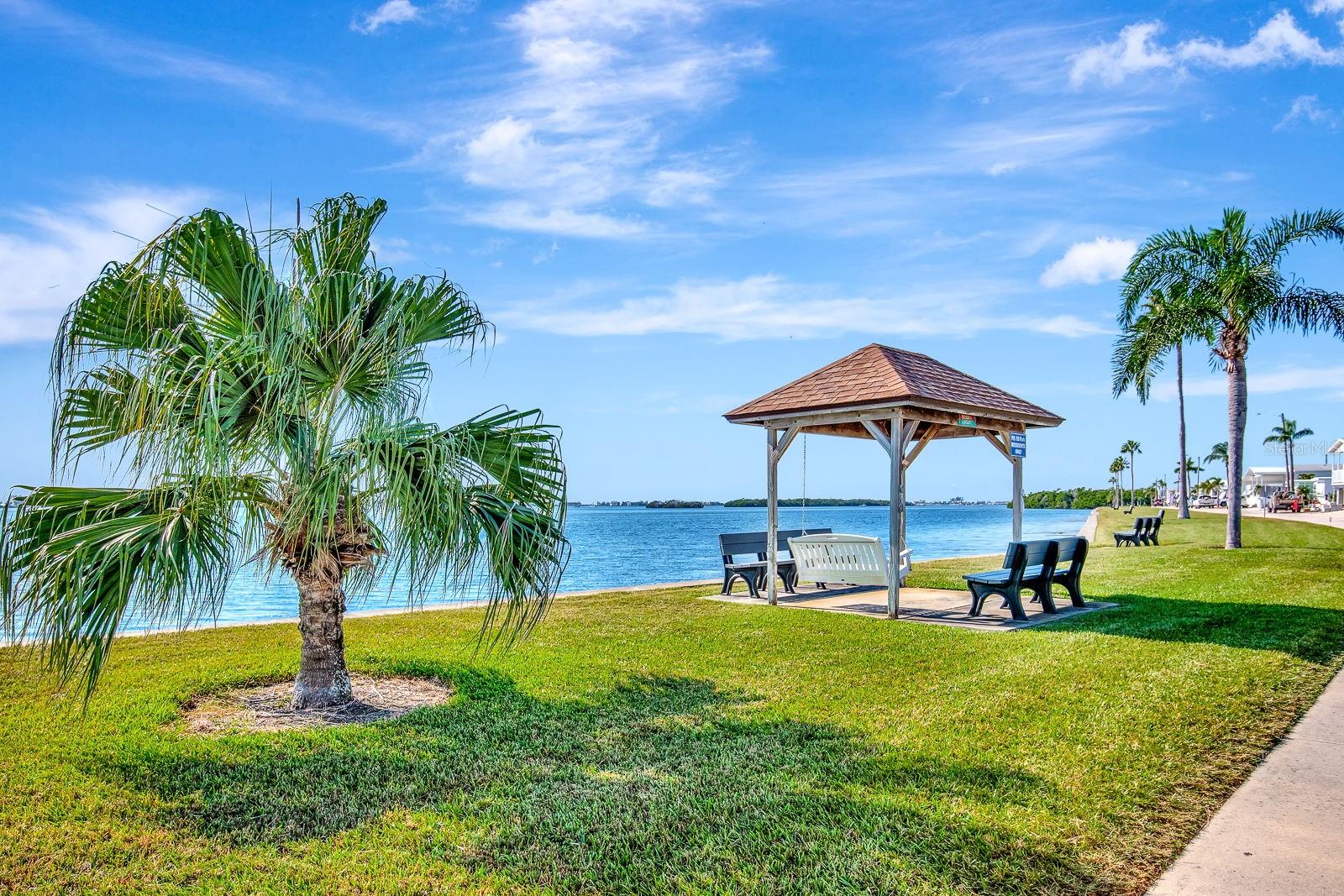 60 4TH STREET, Bradenton, FL 34210