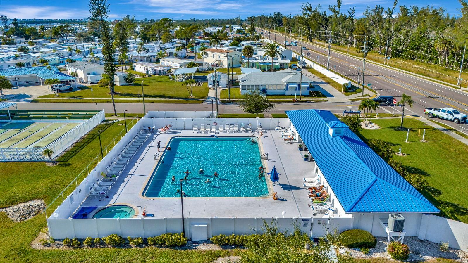 Paradise pool
