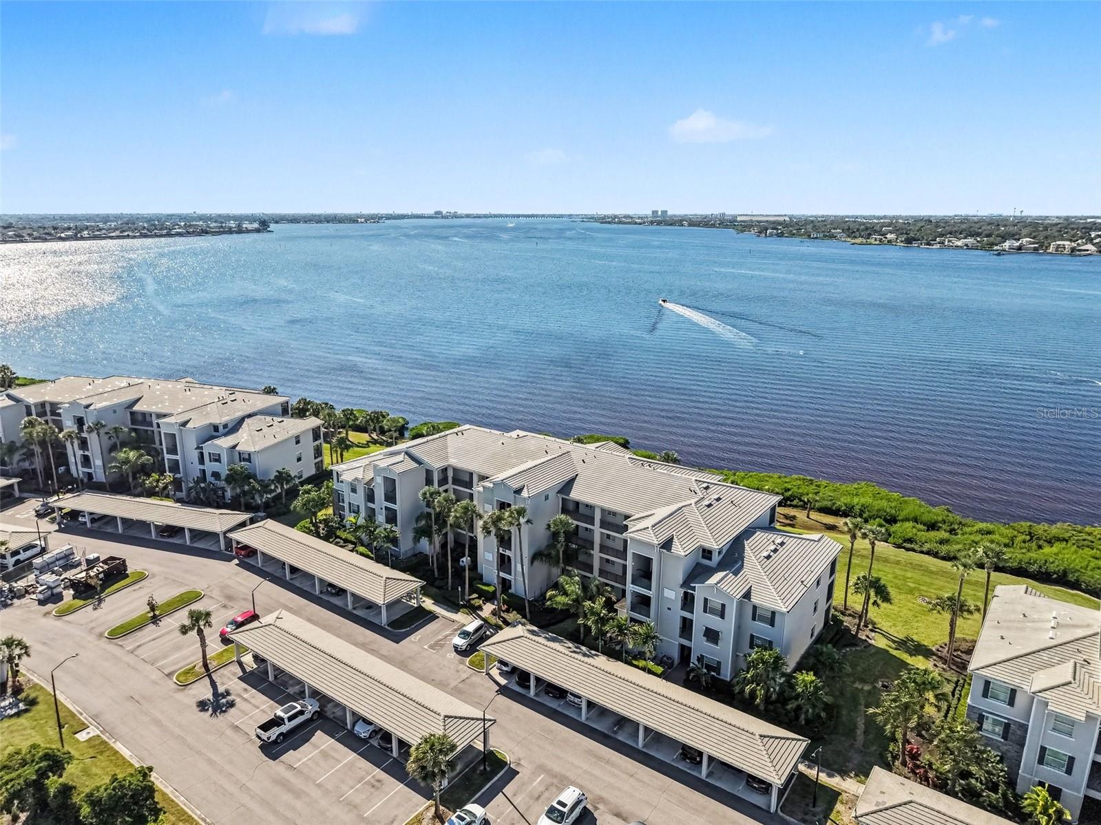 1010 TIDEWATER SHORES LOOP, #304, Bradenton, FL 34208