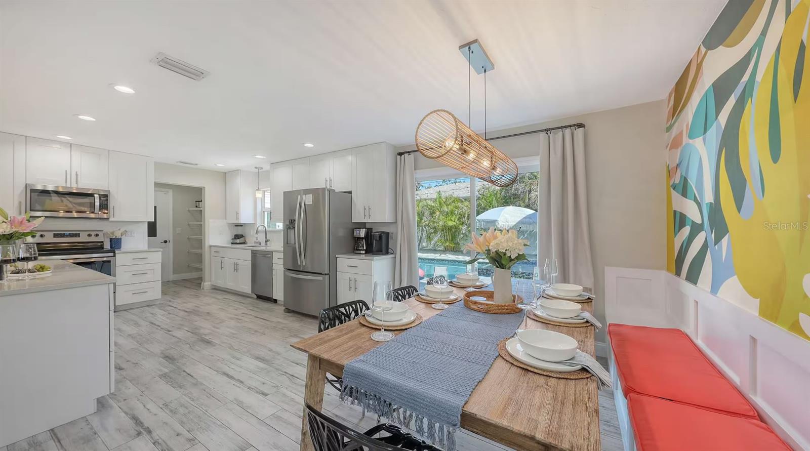 7104 9TH AVENUE DRIVE NW, Bradenton, FL 34209