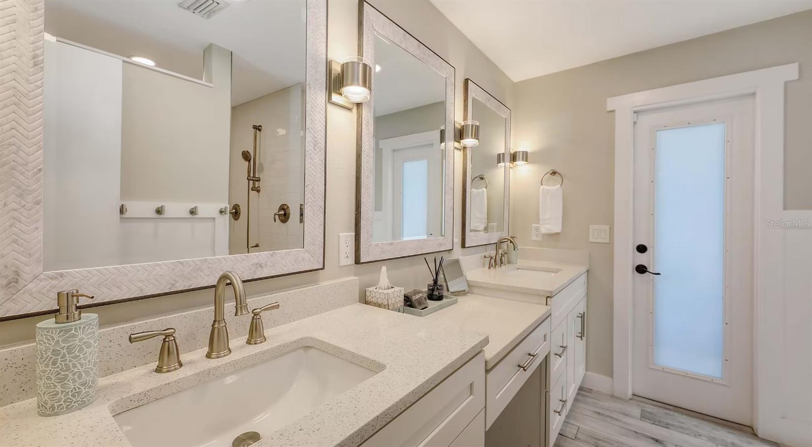 7104 9TH AVENUE DRIVE NW, Bradenton, FL 34209