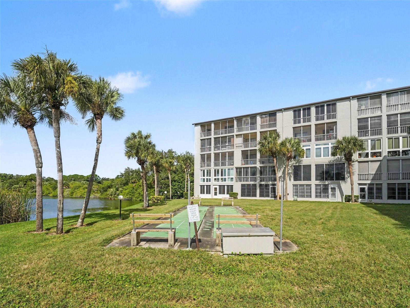 3108 LAKE BAYSHORE DRIVE, #211, Bradenton, FL 34205