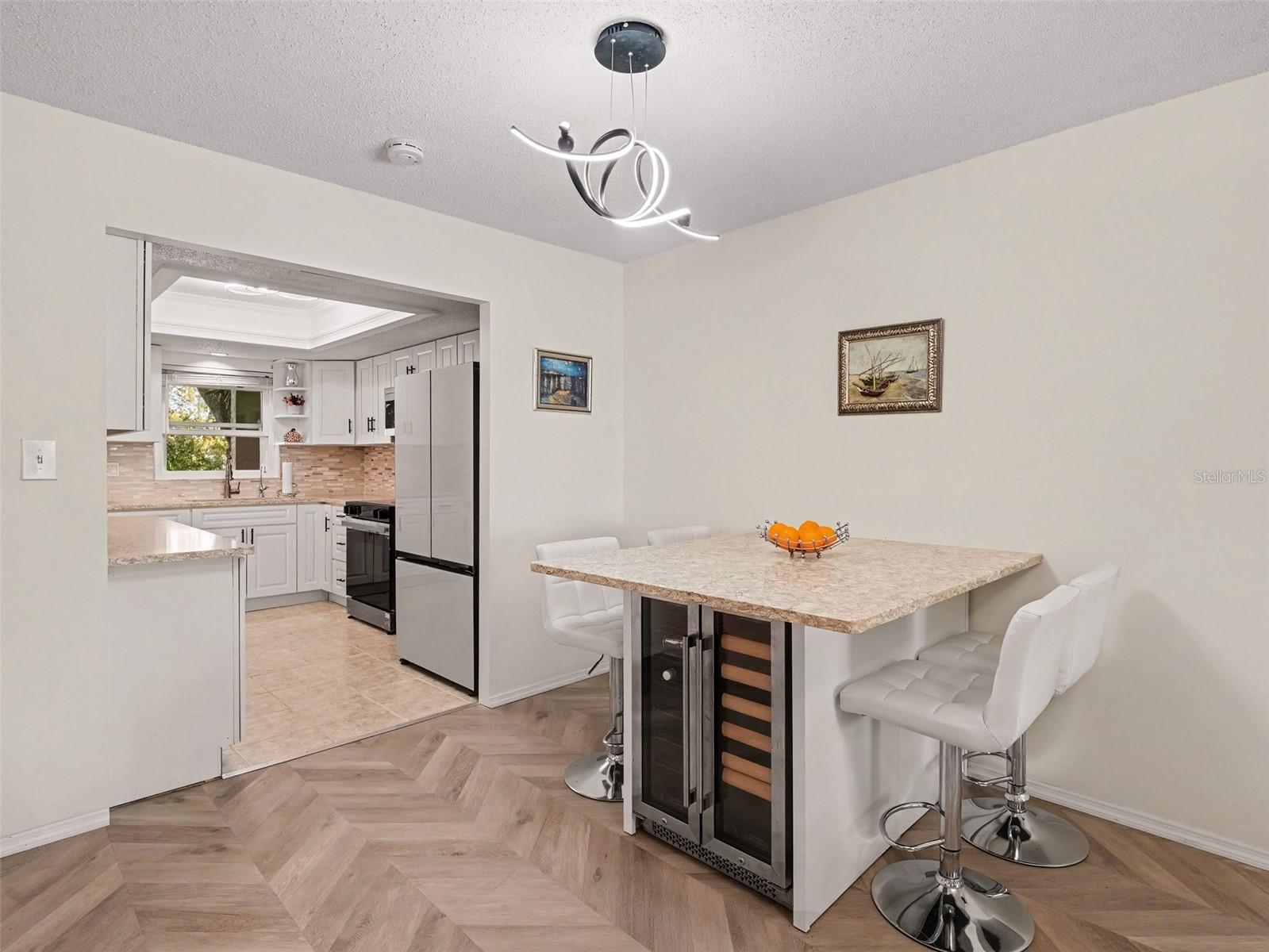 3108 LAKE BAYSHORE DRIVE, #211, Bradenton, FL 34205