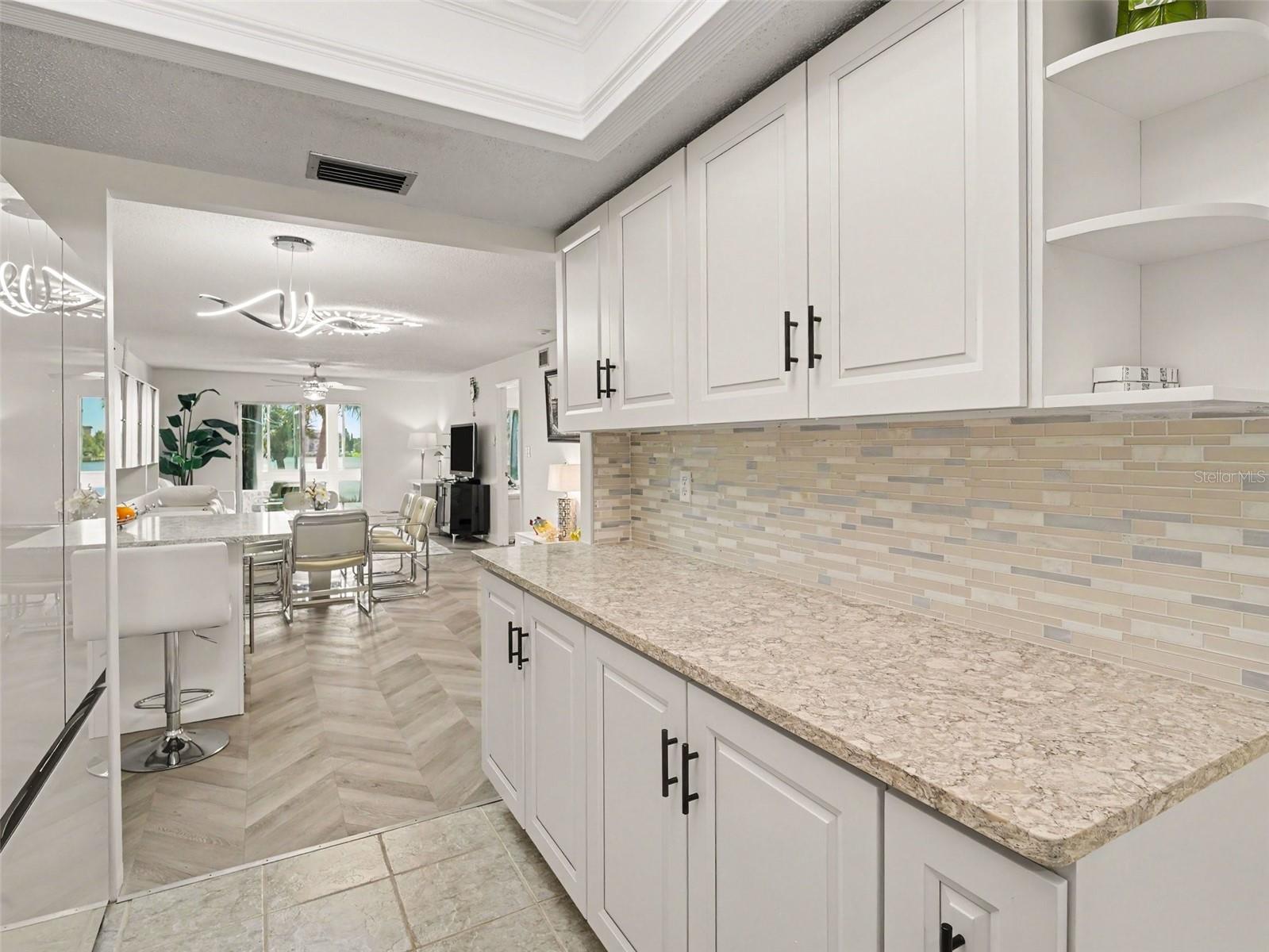 3108 LAKE BAYSHORE DRIVE, #211, Bradenton, FL 34205