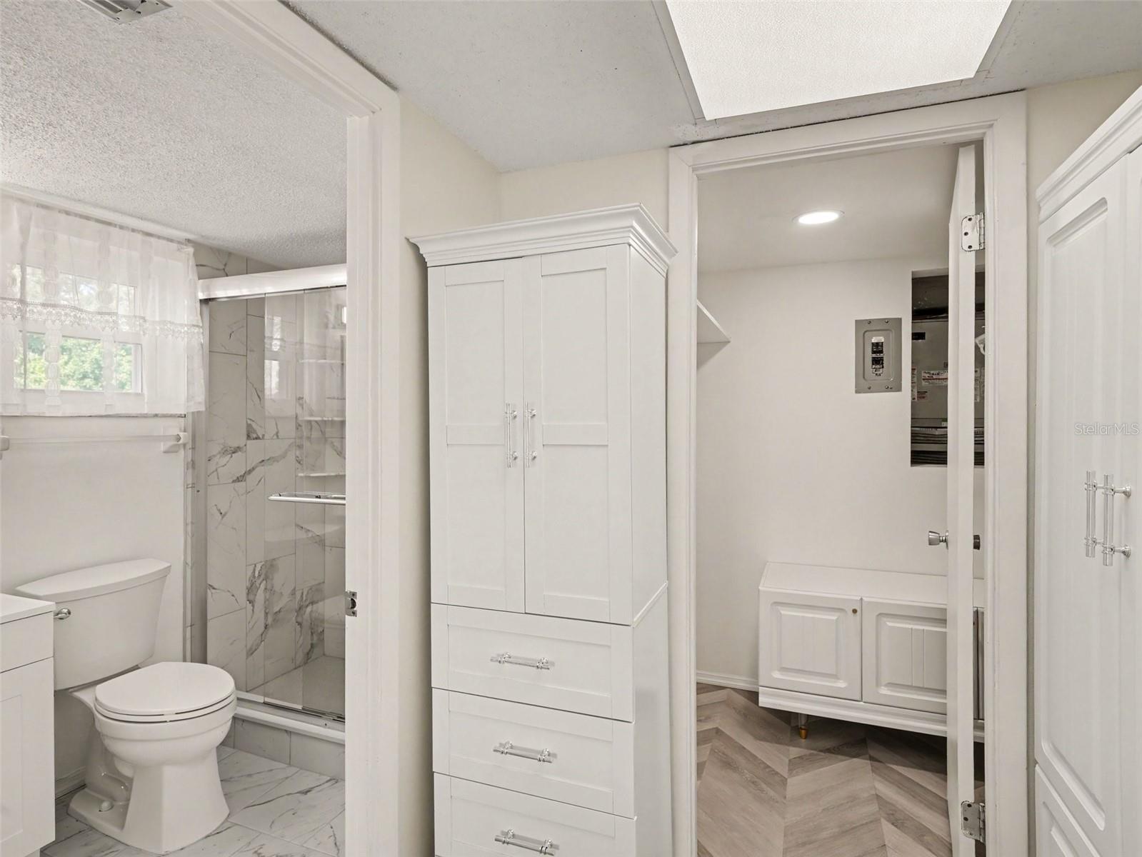 3108 LAKE BAYSHORE DRIVE, #211, Bradenton, FL 34205