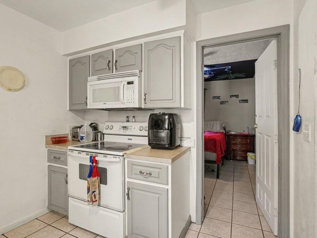 6313 SWEETWATER DRIVE E, Lakeland, FL 33811