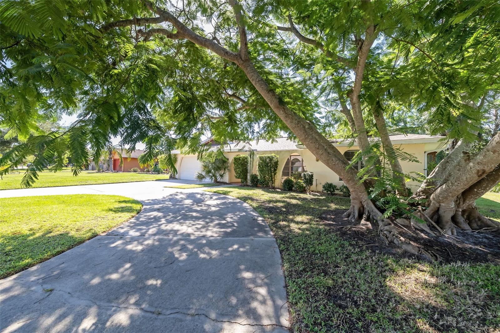 3065 RINGWOOD MEADOW, Sarasota, FL 34235