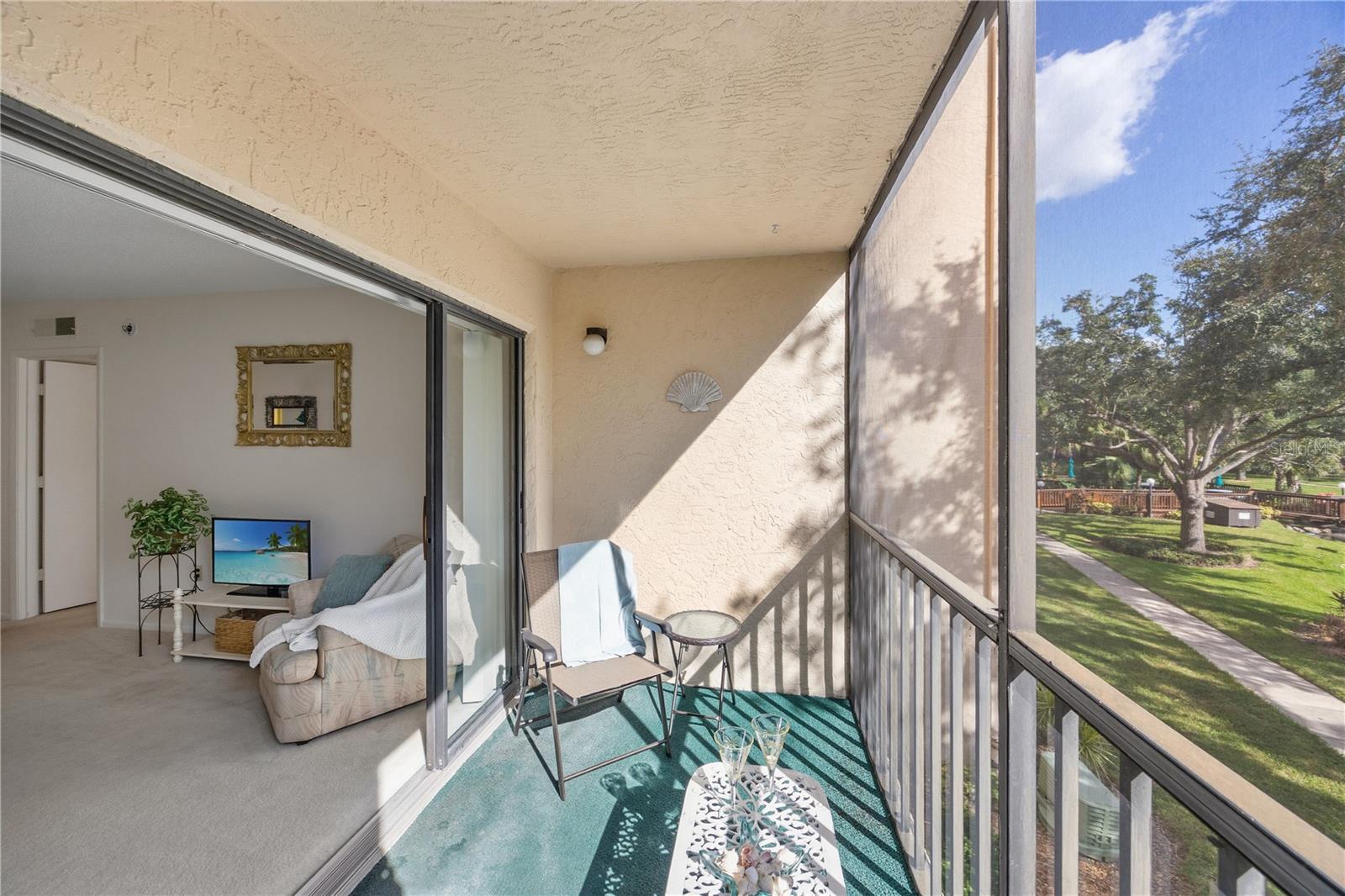 Screened Patio/Balcony