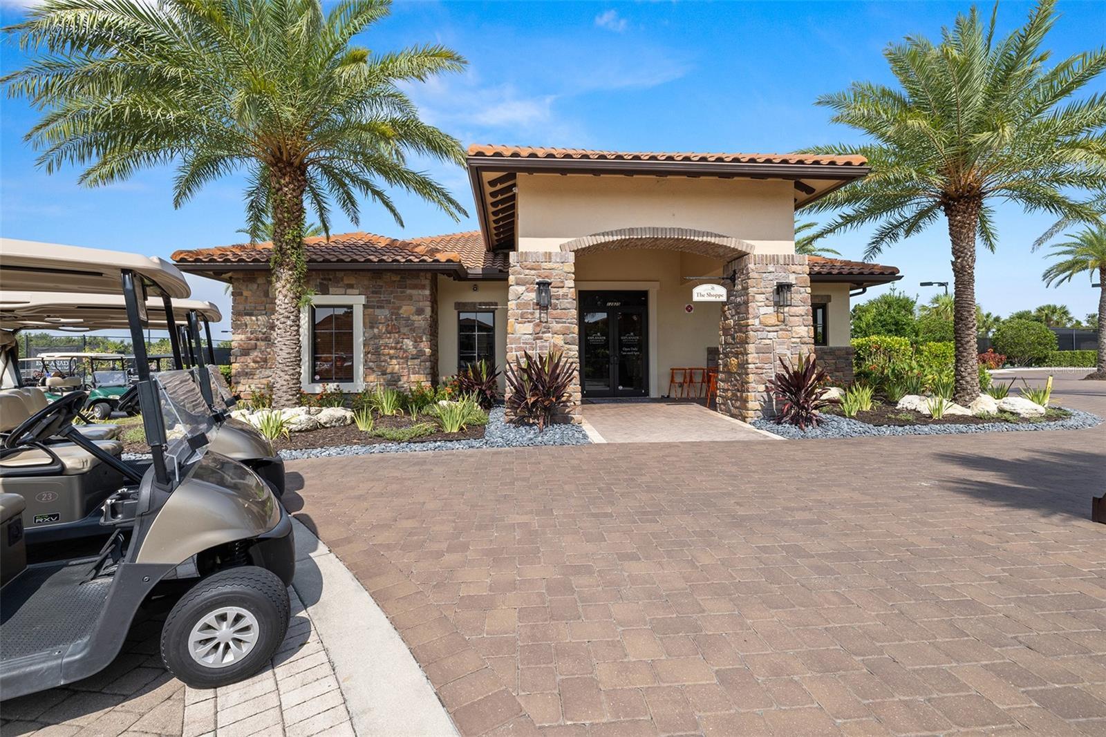 4723 BENITO COURT, Bradenton, FL 34211