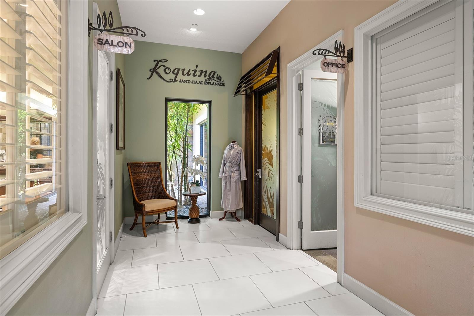 4723 BENITO COURT, Bradenton, FL 34211