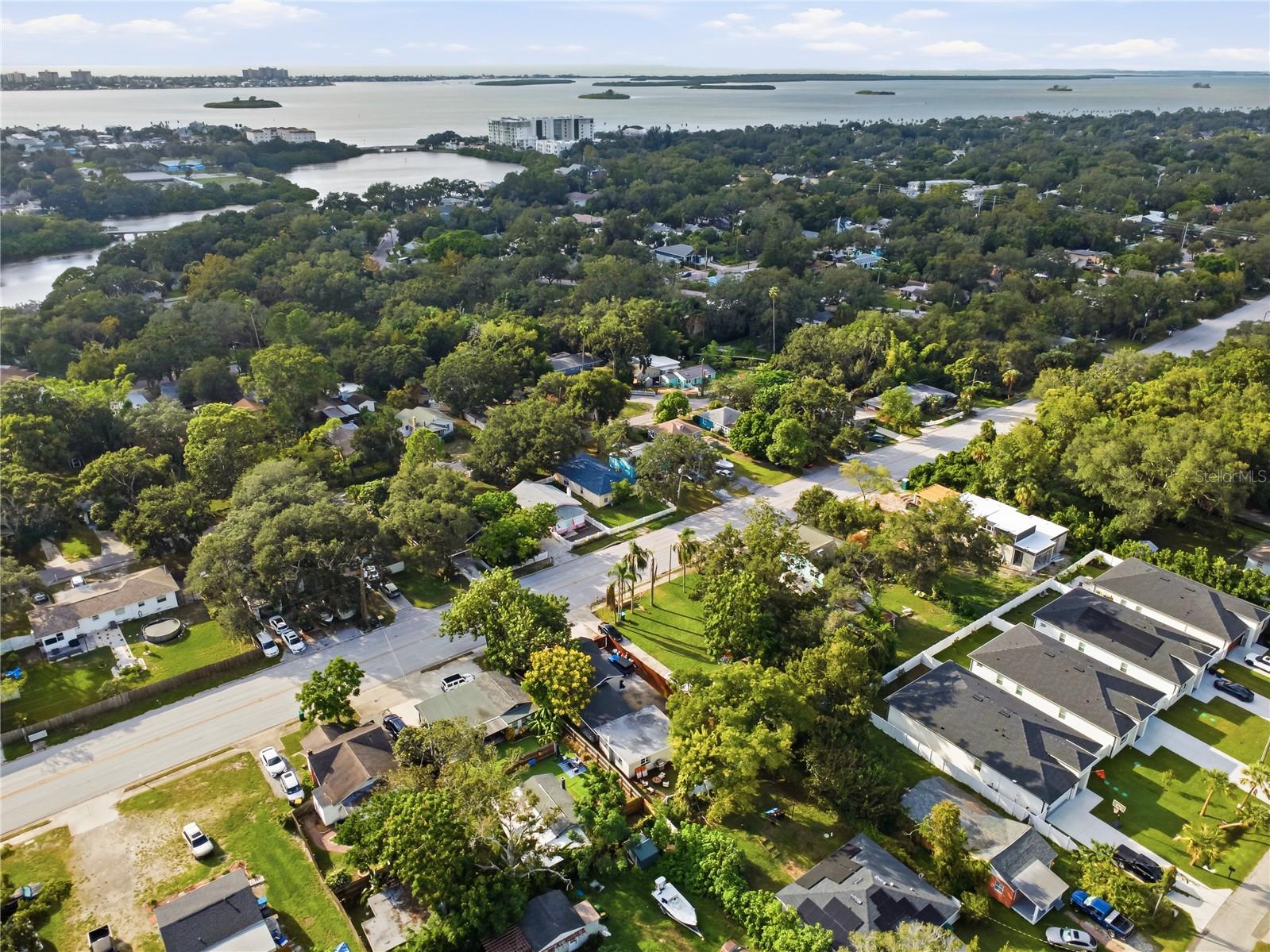 1807 DOUGLAS AVENUE, Clearwater, FL 33755