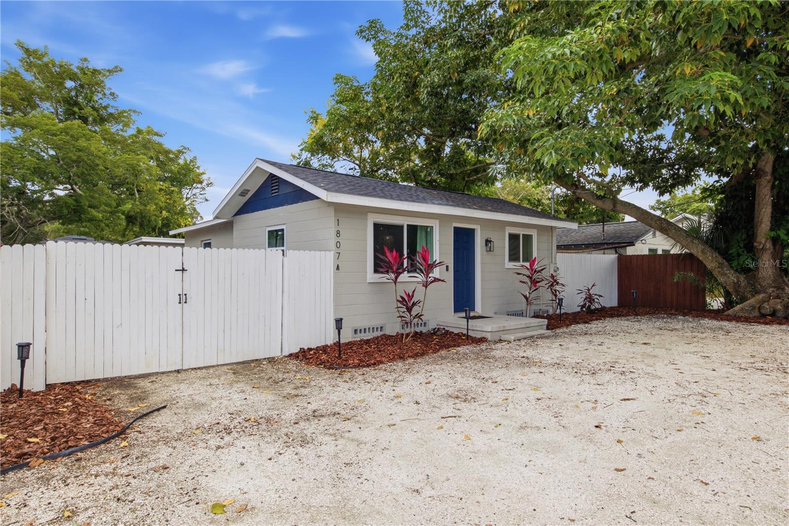 1807 DOUGLAS AVENUE, Clearwater, FL 33755