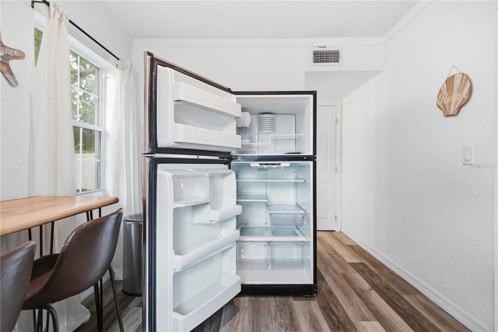 1807 DOUGLAS AVENUE, Clearwater, FL 33755