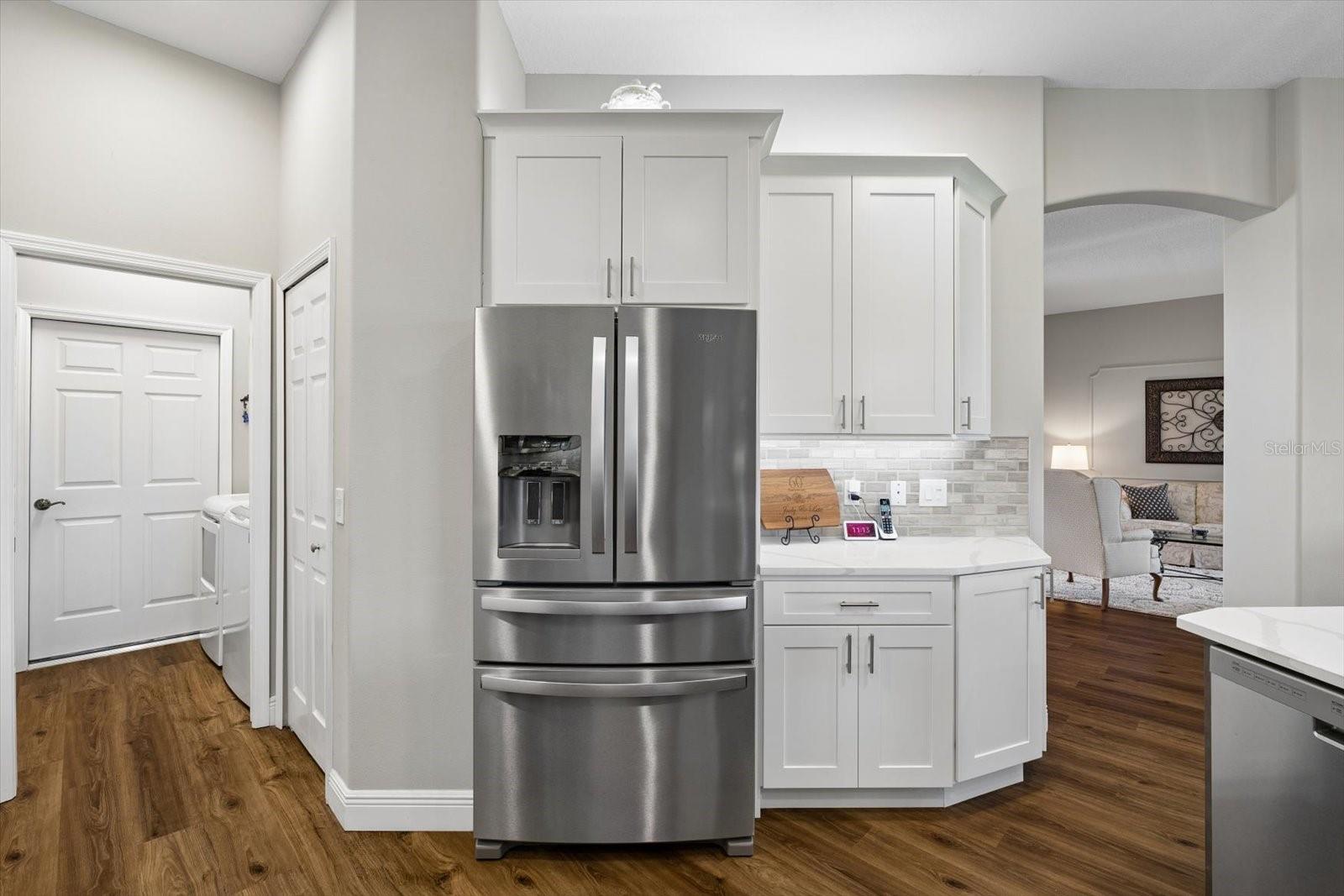 9921 LAUREL VALLEY AVENUE CIRCLE, Bradenton, FL 34202
