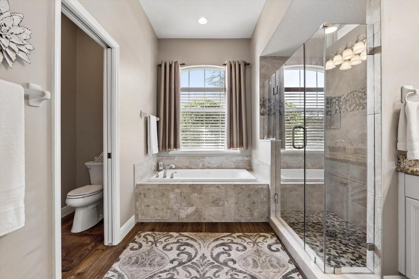 9921 LAUREL VALLEY AVENUE CIRCLE, Bradenton, FL 34202