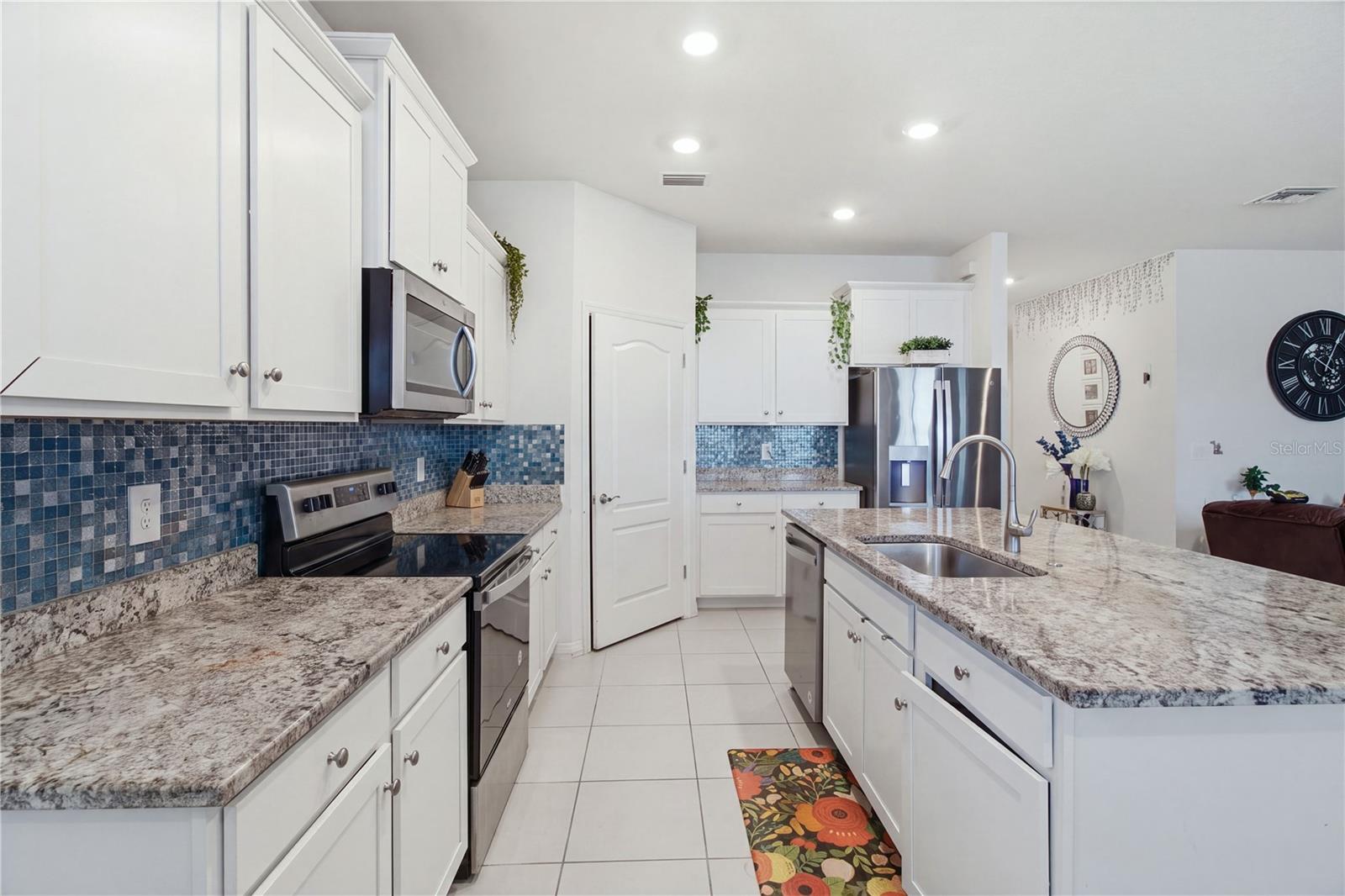 5910 OAK BRIDGE COURT, Bradenton, FL 34211