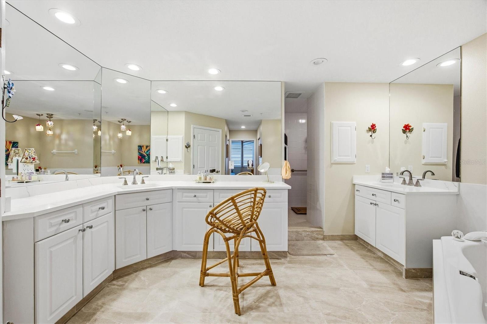232 HIDDEN BAY DRIVE, #303, Osprey, FL 34229