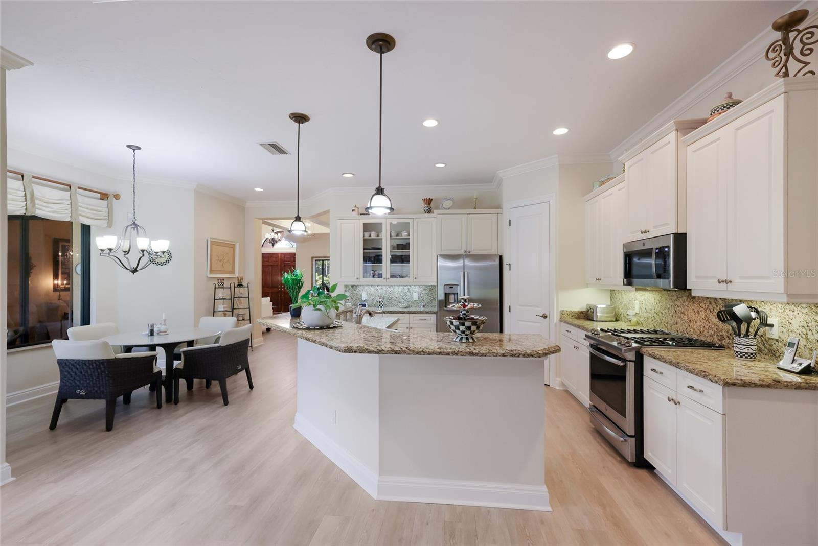 6918 BRIER CREEK COURT, Lakewood Ranch, FL 34202