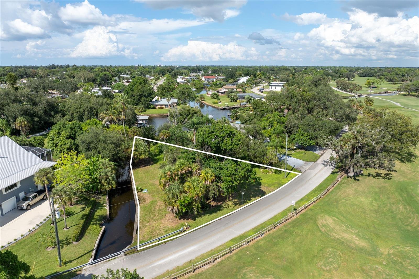423 MAGELLAN DRIVE, Sarasota, FL 34243