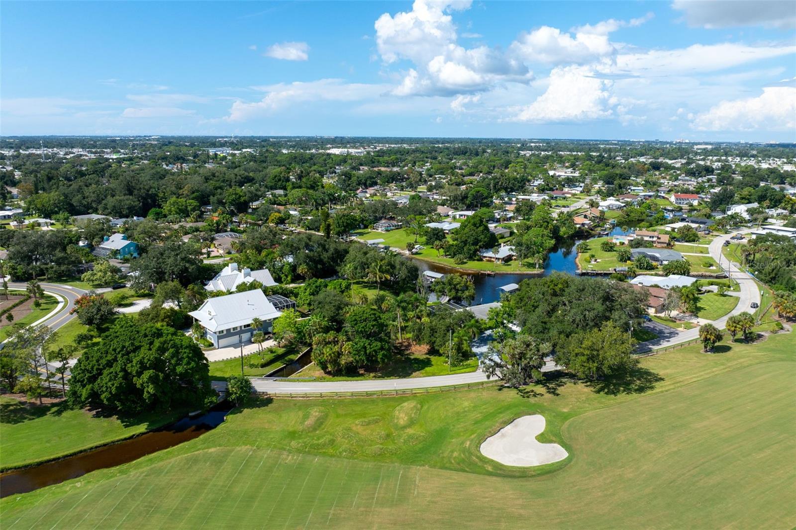 423 MAGELLAN DRIVE, Sarasota, FL 34243