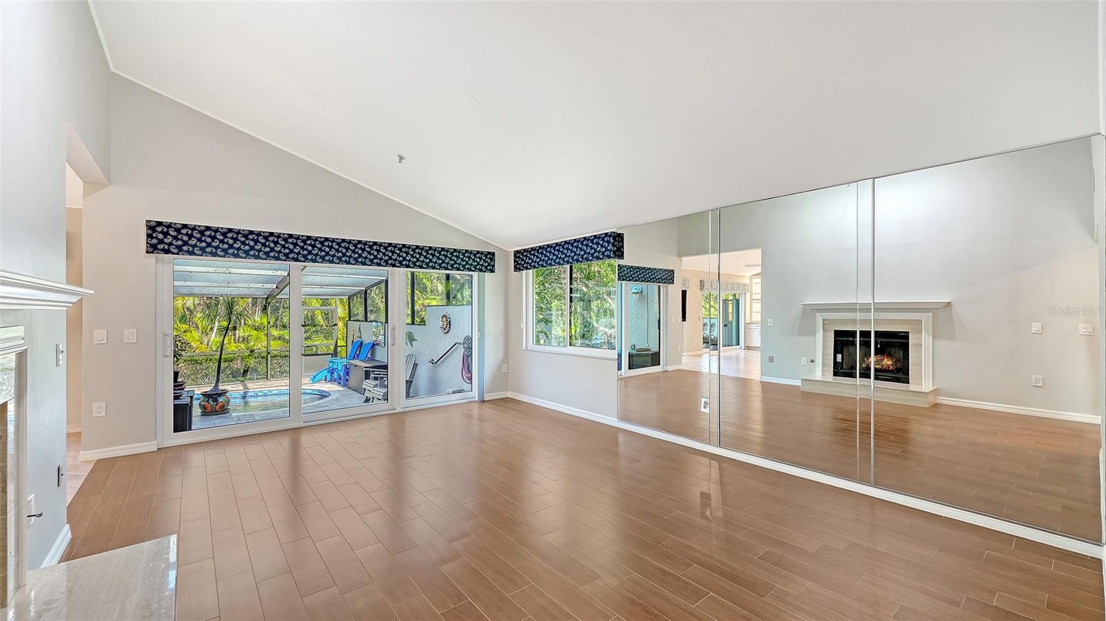 2245 HARBOURSIDE DRIVE, #101, Longboat Key, FL 34228