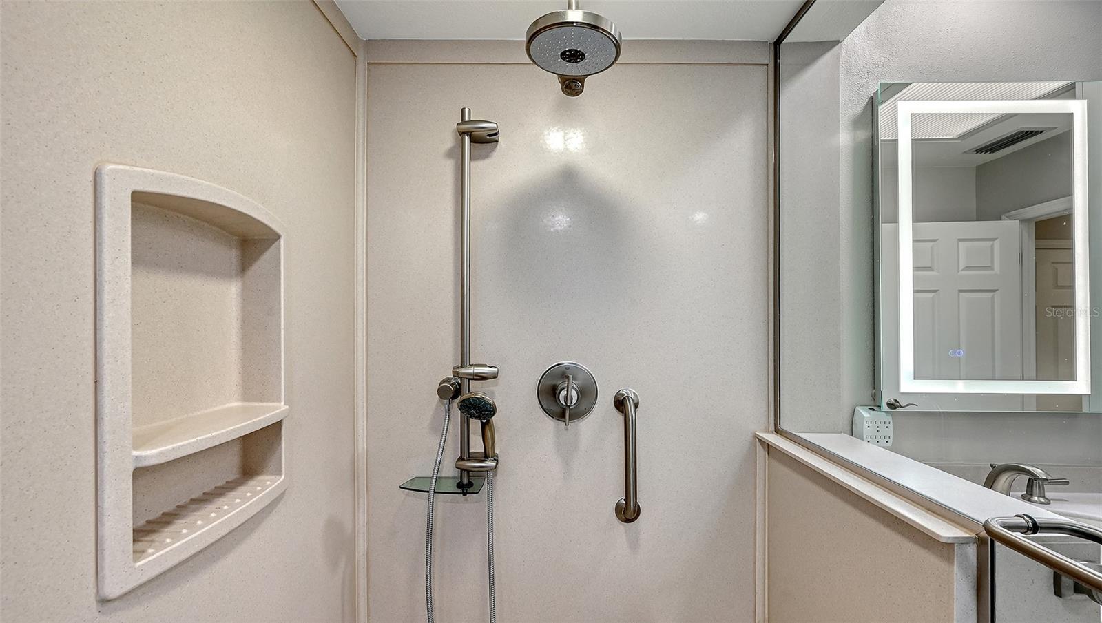 2245 HARBOURSIDE DRIVE, #101, Longboat Key, FL 34228