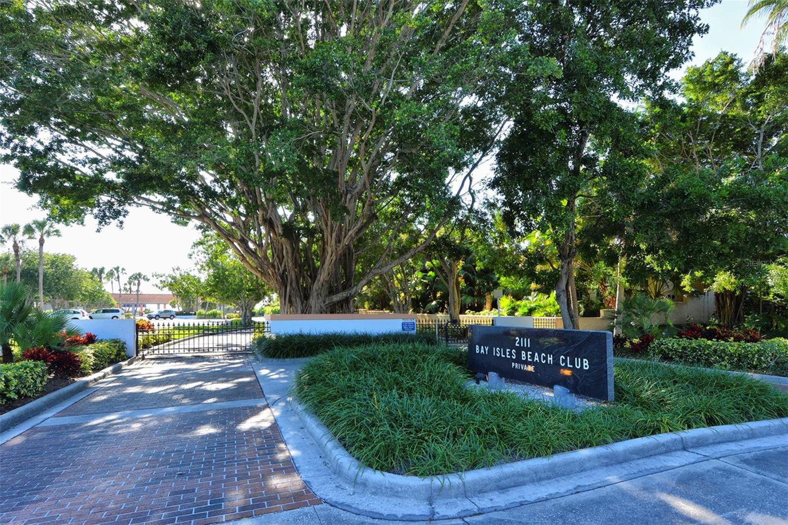 2245 HARBOURSIDE DRIVE, #101, Longboat Key, FL 34228