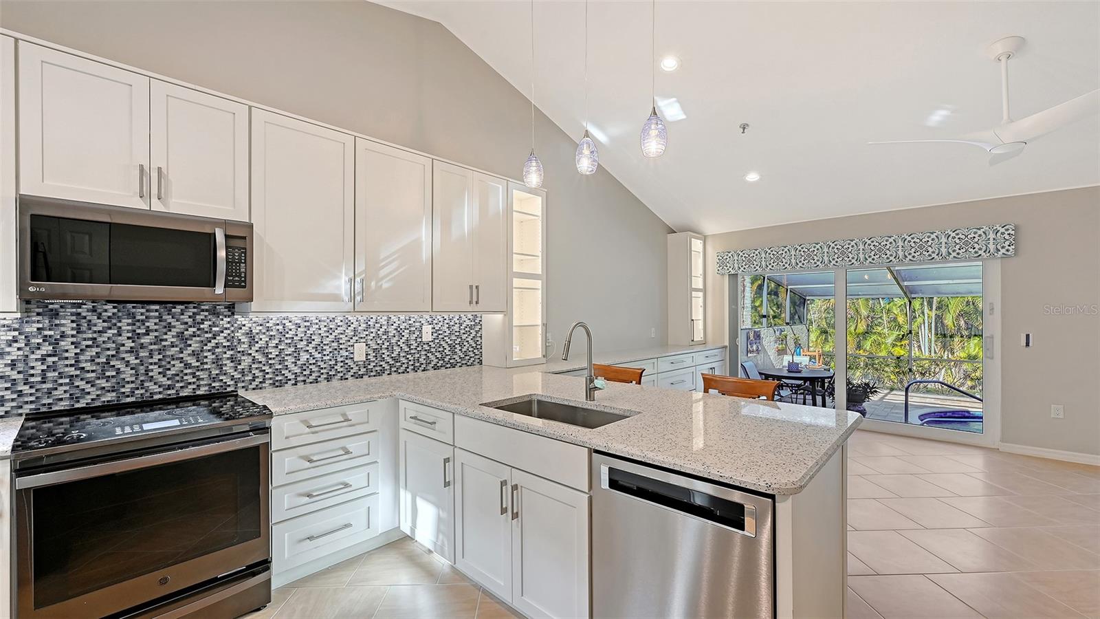 2245 HARBOURSIDE DRIVE, #101, Longboat Key, FL 34228