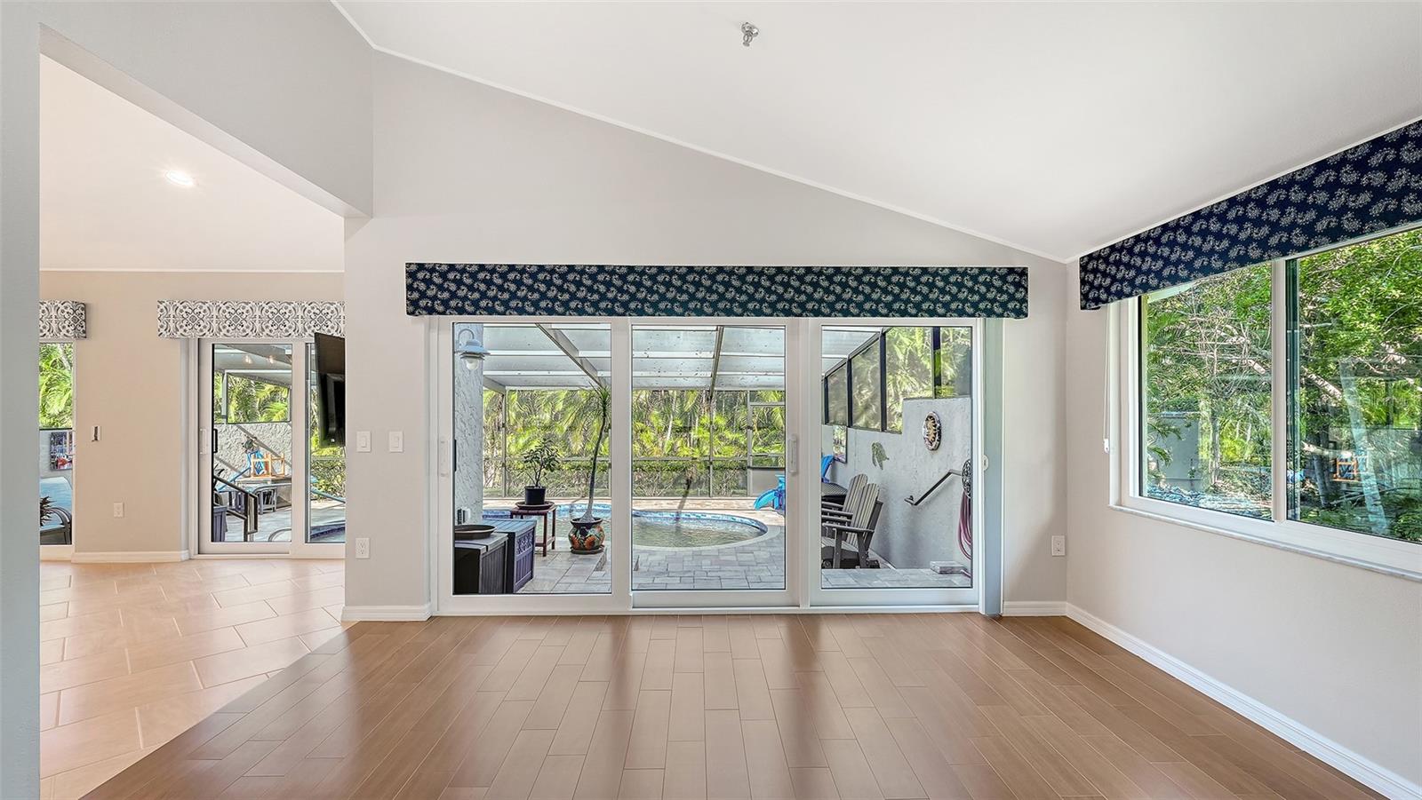 2245 HARBOURSIDE DRIVE, #101, Longboat Key, FL 34228