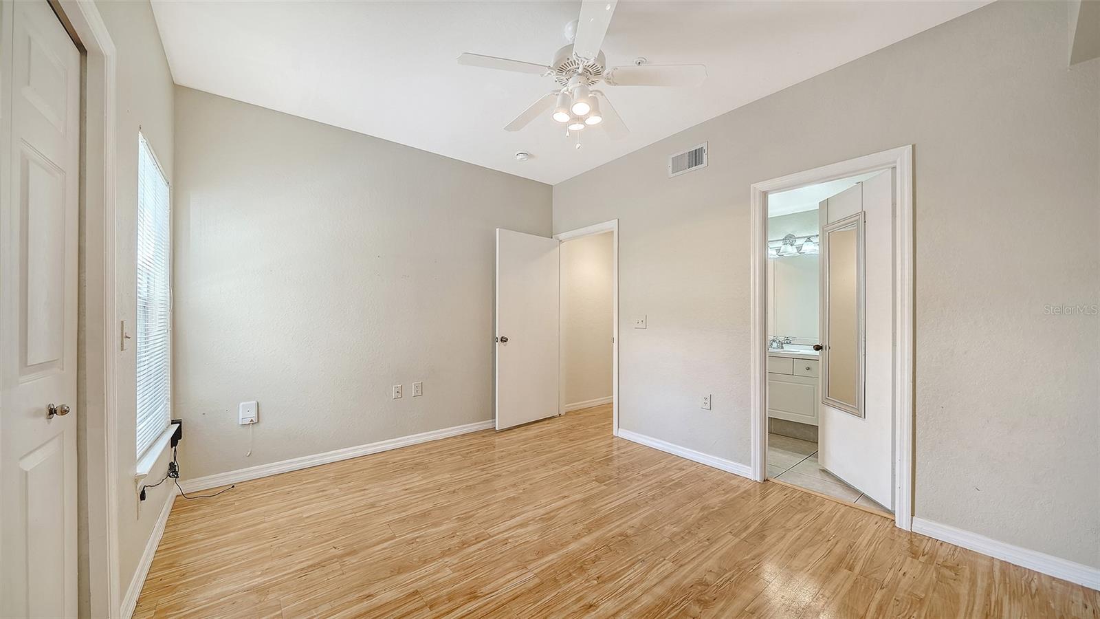 GUEST BEDROOM WITH ACCESS TO SECOND BATHROOM