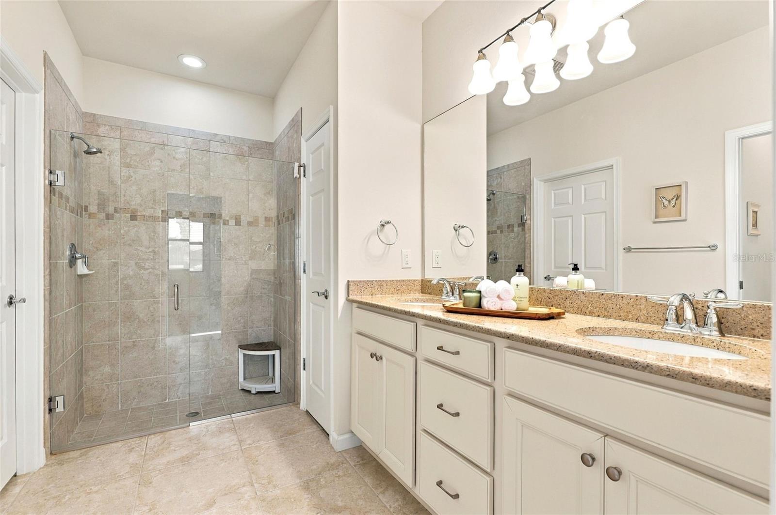 17024 KENTON TERRACE, Bradenton, FL 34202