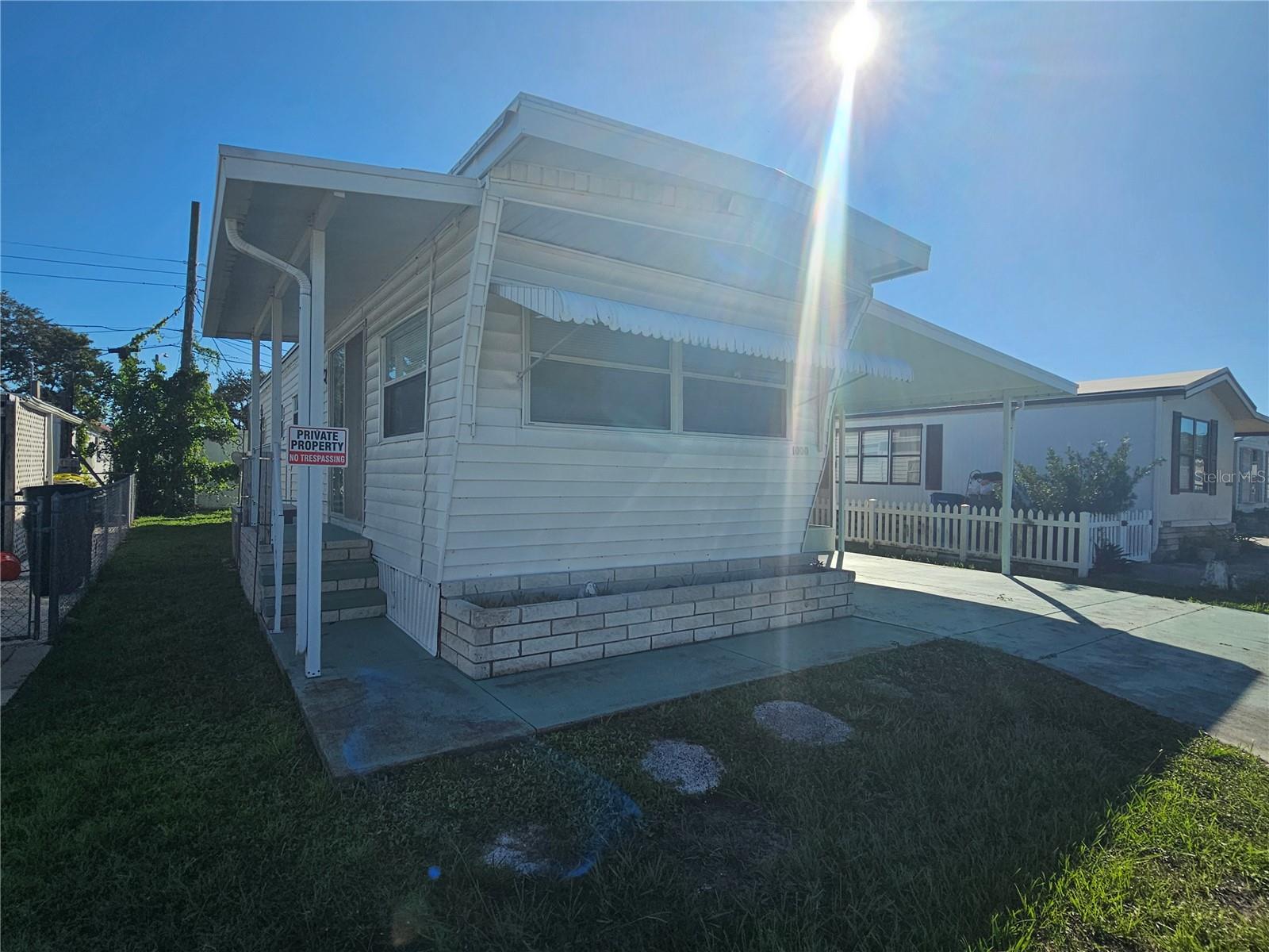 1000 51ST AVENUE PLAZA W, Bradenton, FL 34207