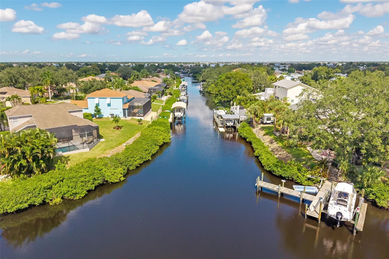 Canal leaving culdesac to Manatee River