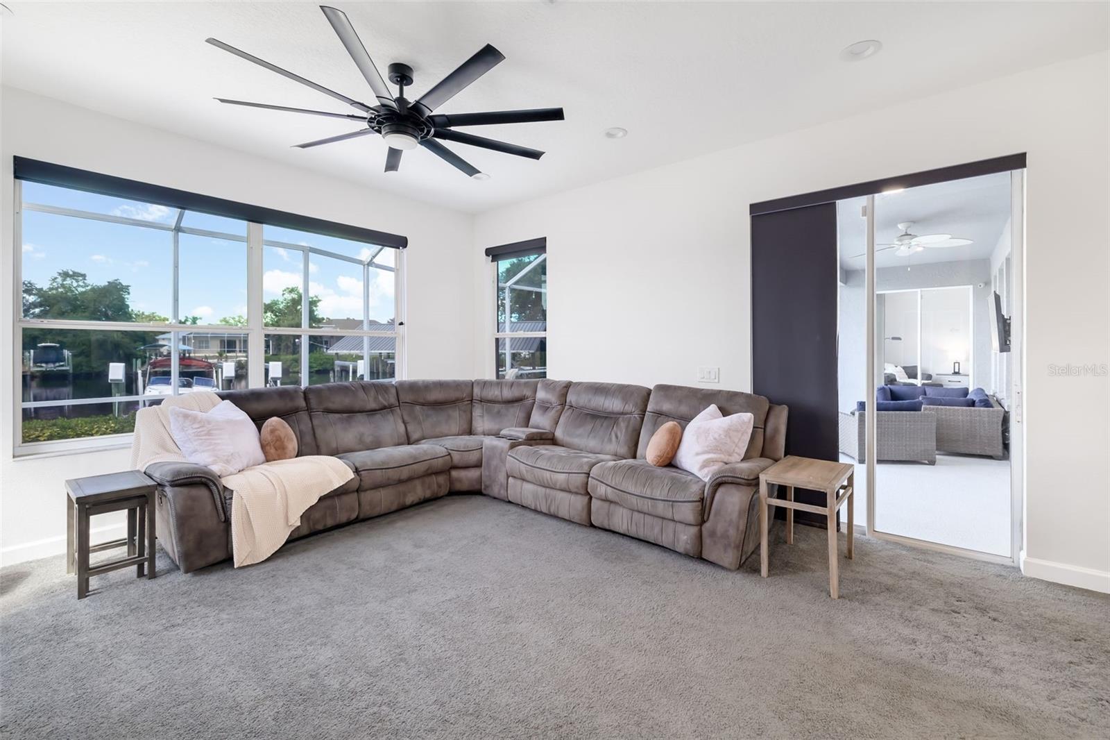 124 41ST CIRCLE E, Bradenton, FL 34208