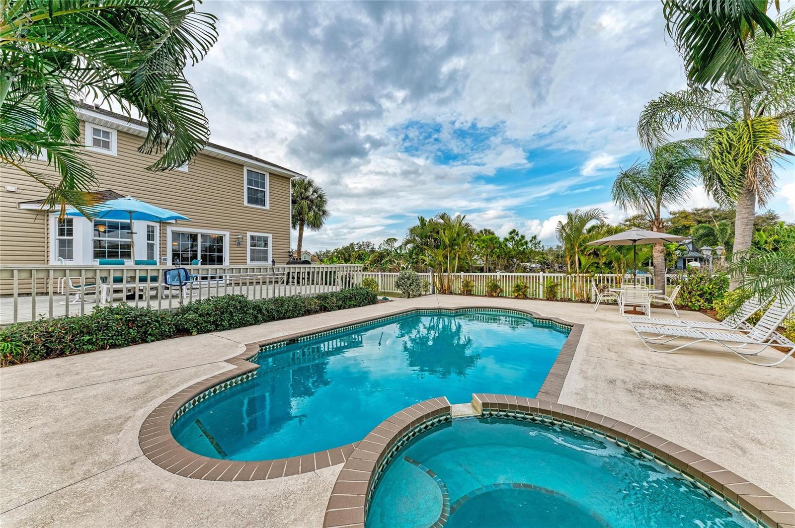 1914 24TH AVENUE W, Palmetto, FL 34221