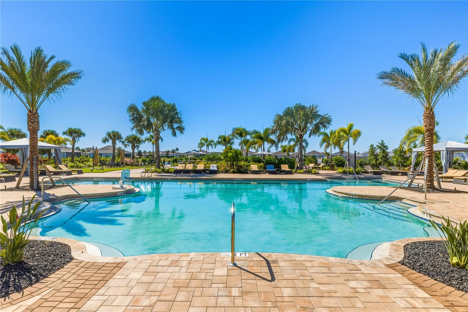 18116 TAVERNSIDE TRAIL, Lakewood Ranch, FL 34211