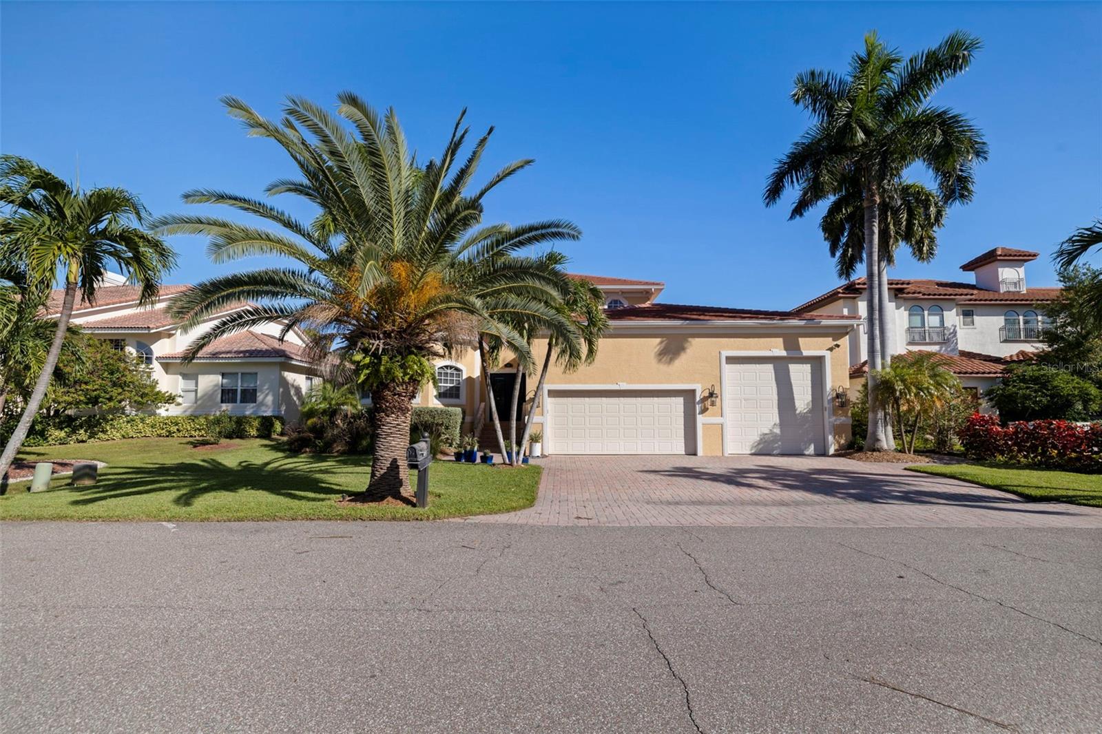 647 SANTA MARIA DRIVE, Tierra Verde, FL 33715 647 SANTA MARIA DRIVE, Tierra Verde, FL 33715