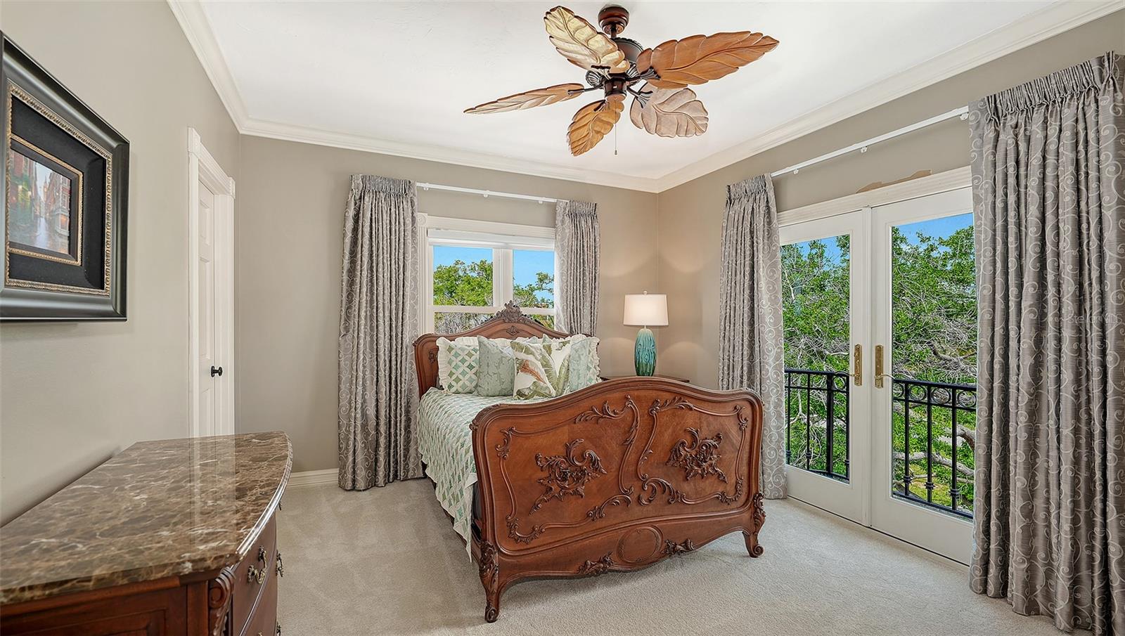 1240 HILLVIEW DRIVE, Sarasota, FL 34239