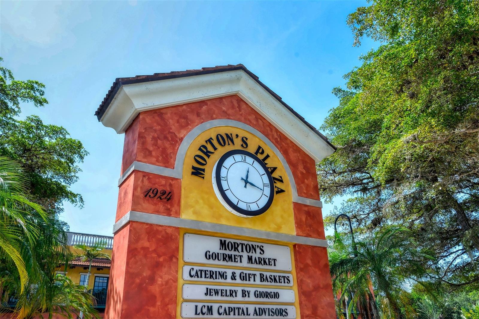 1240 HILLVIEW DRIVE, Sarasota, FL 34239