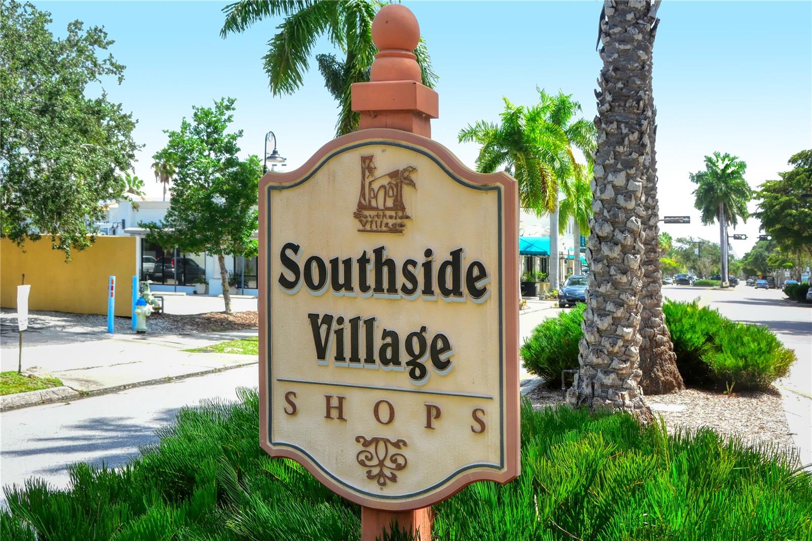 1240 HILLVIEW DRIVE, Sarasota, FL 34239