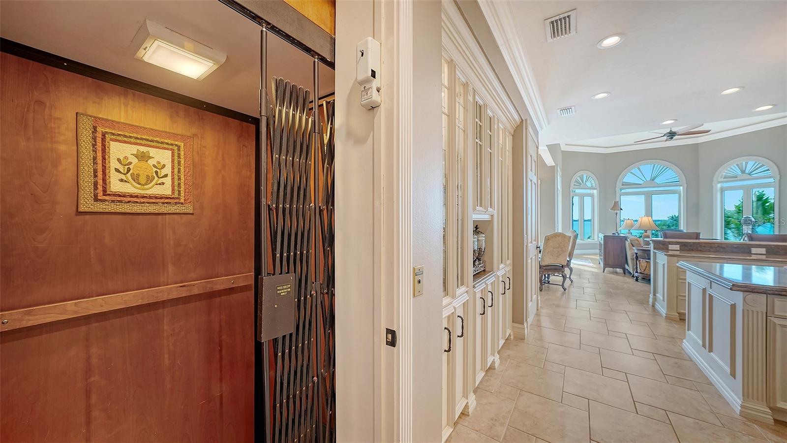 1240 HILLVIEW DRIVE, Sarasota, FL 34239