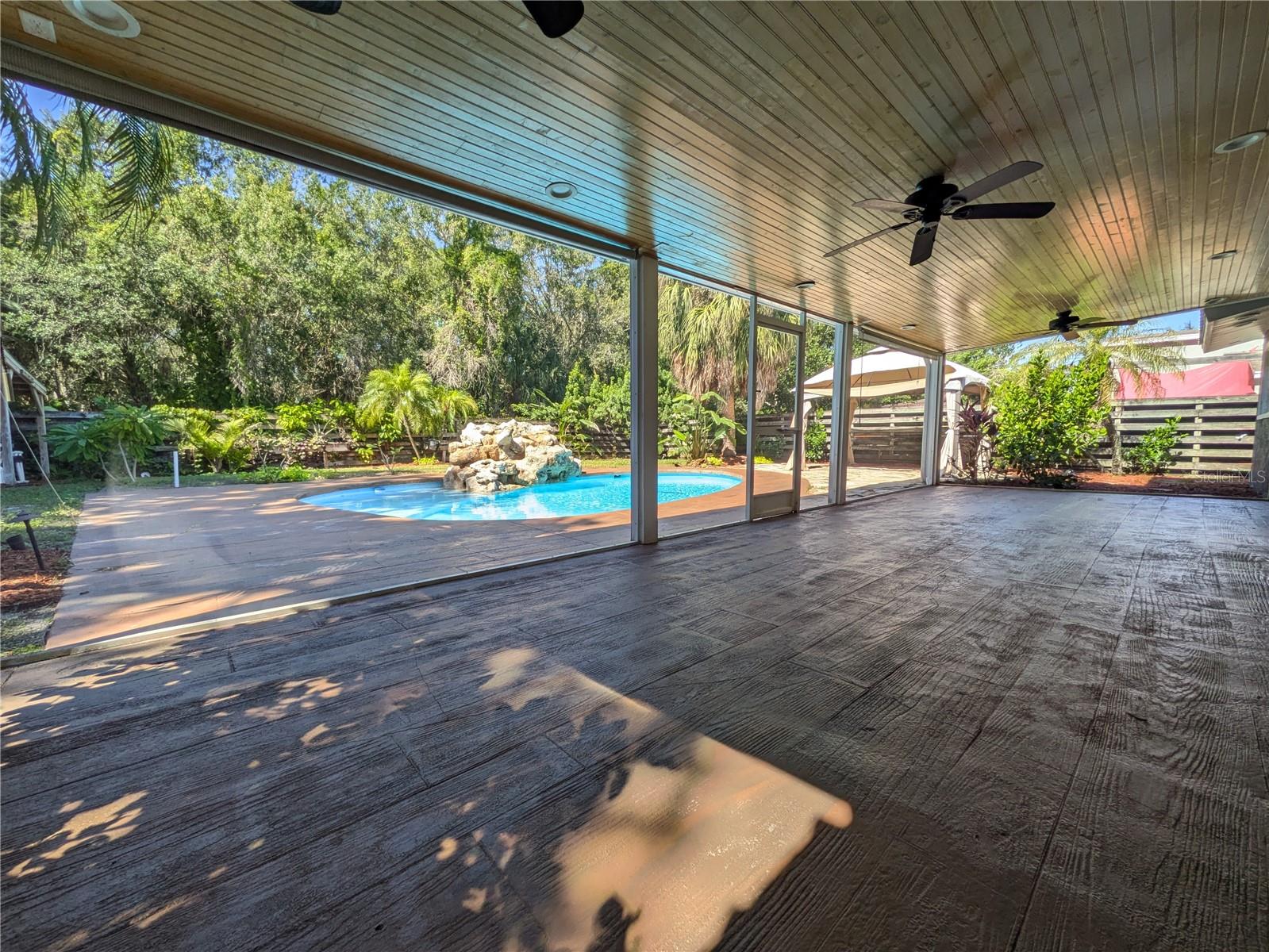 1133 RUSSELL AVENUE, Sarasota, FL 34232
