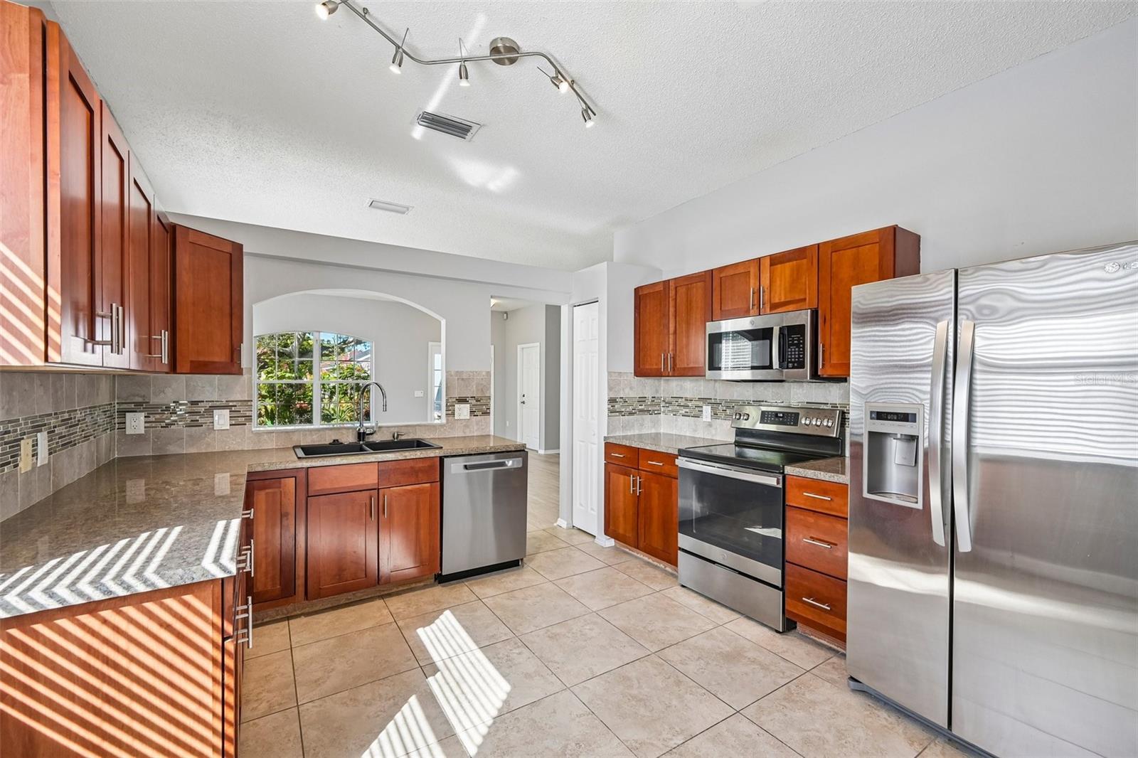 817 TALLGRASS LANE, Bradenton, FL 34212