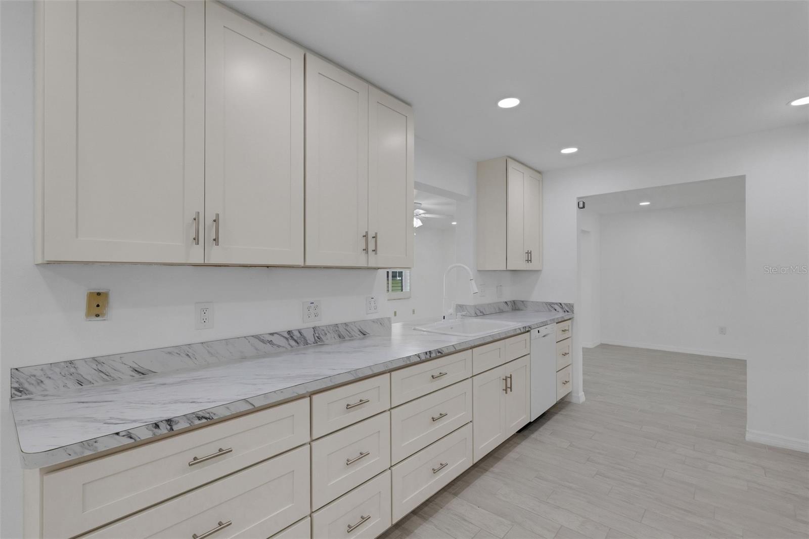 1311 BOTTLEBRUSH DRIVE, Bradenton, FL 34208