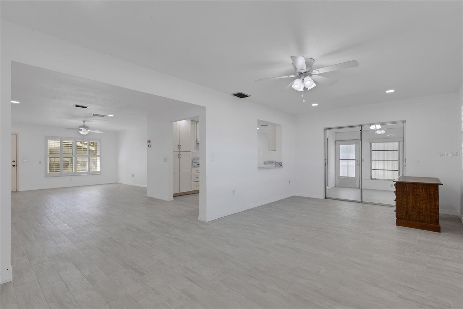 Dining / Family Rooms - Desk is removed.