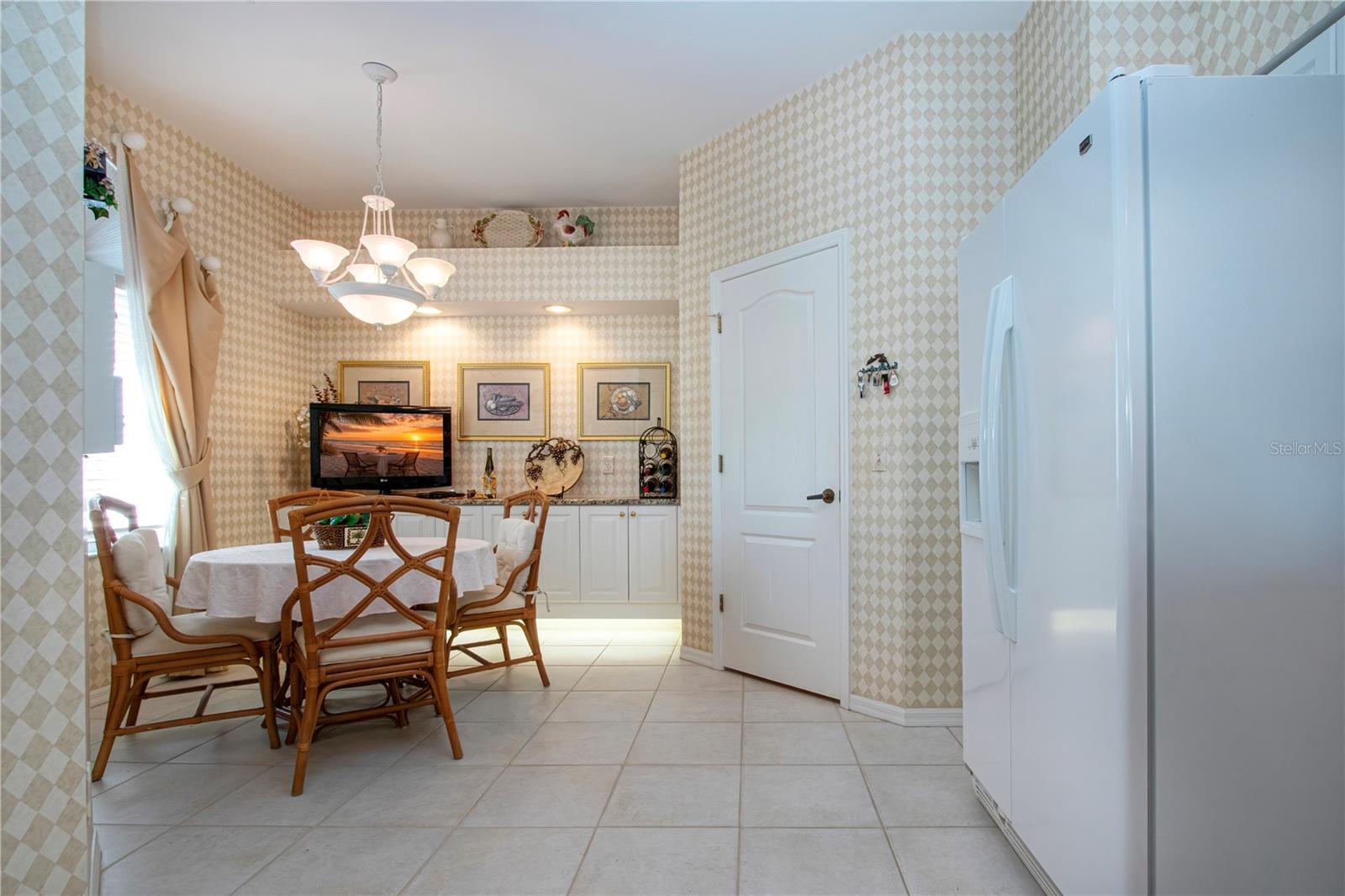Eat in area in Kitchen